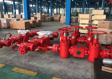 Bem a perfuração usa a pressão do controle da árvore de Natal e ajusta o caudal